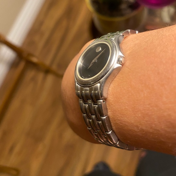 MOVADO Museum Ladies Stainless Steel 28mm Watch 84 E4 0823 - Picture 6 of 8